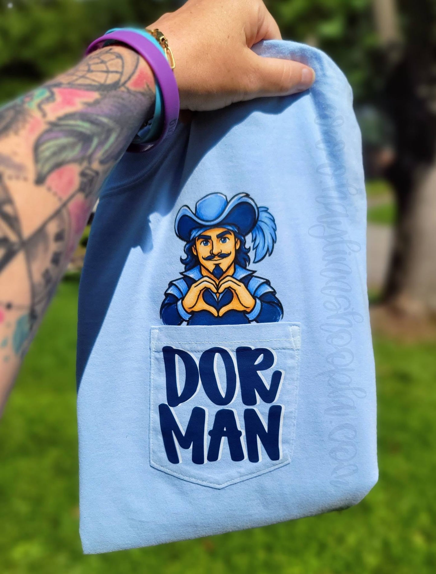 Pocket Peekers: CUSTOM DIGITAL DESIGN