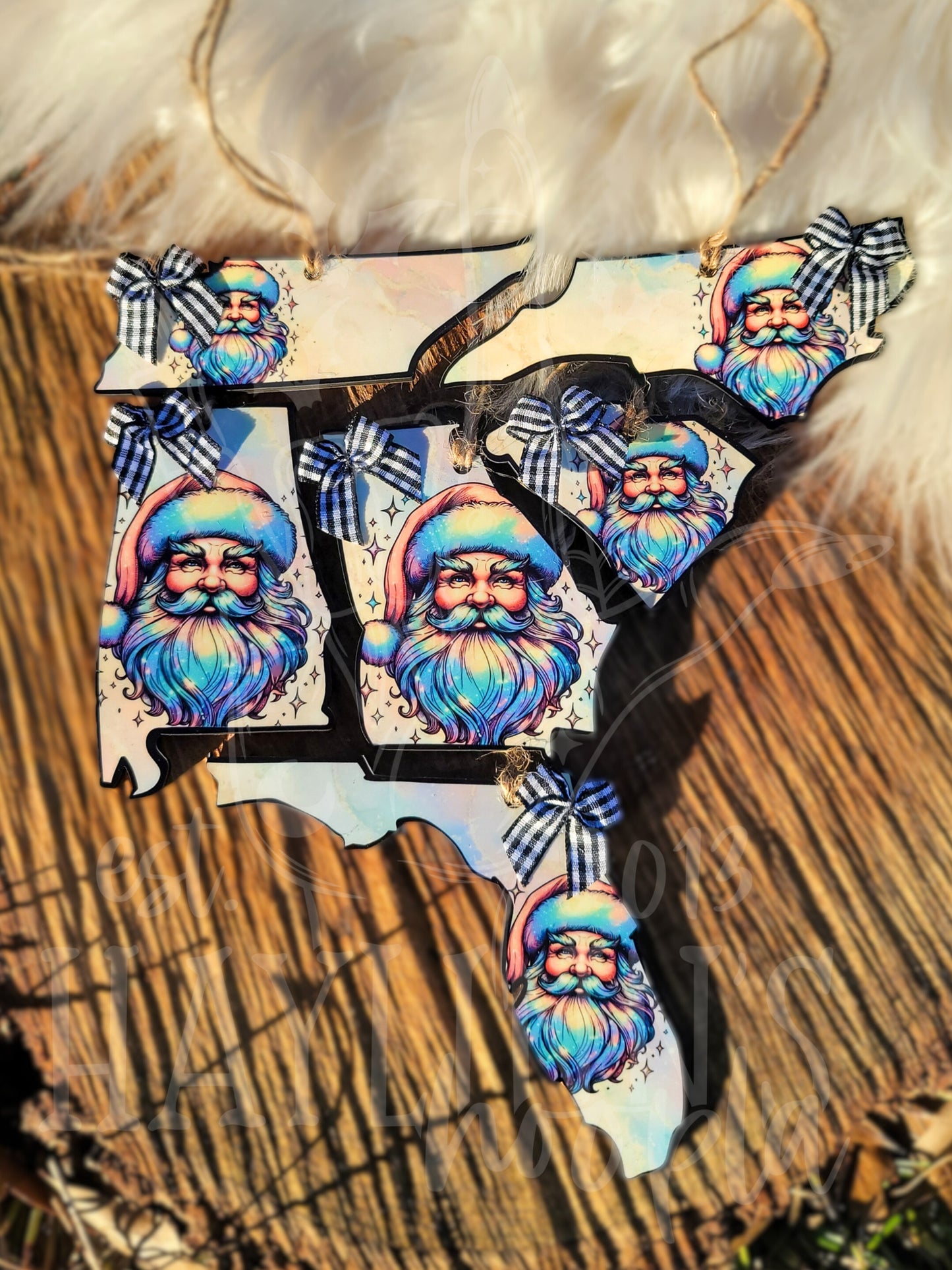 Retro Santa [HHH EXCLUSIVE] State Shaped Ornament